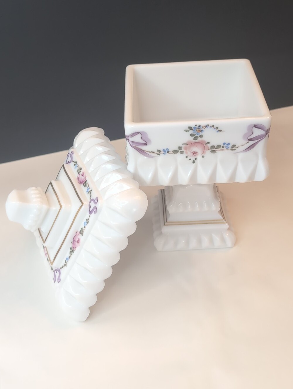 Vintage Westmoreland Pedestal Wedding Box/ Covered Candy Dish. Hand Painted